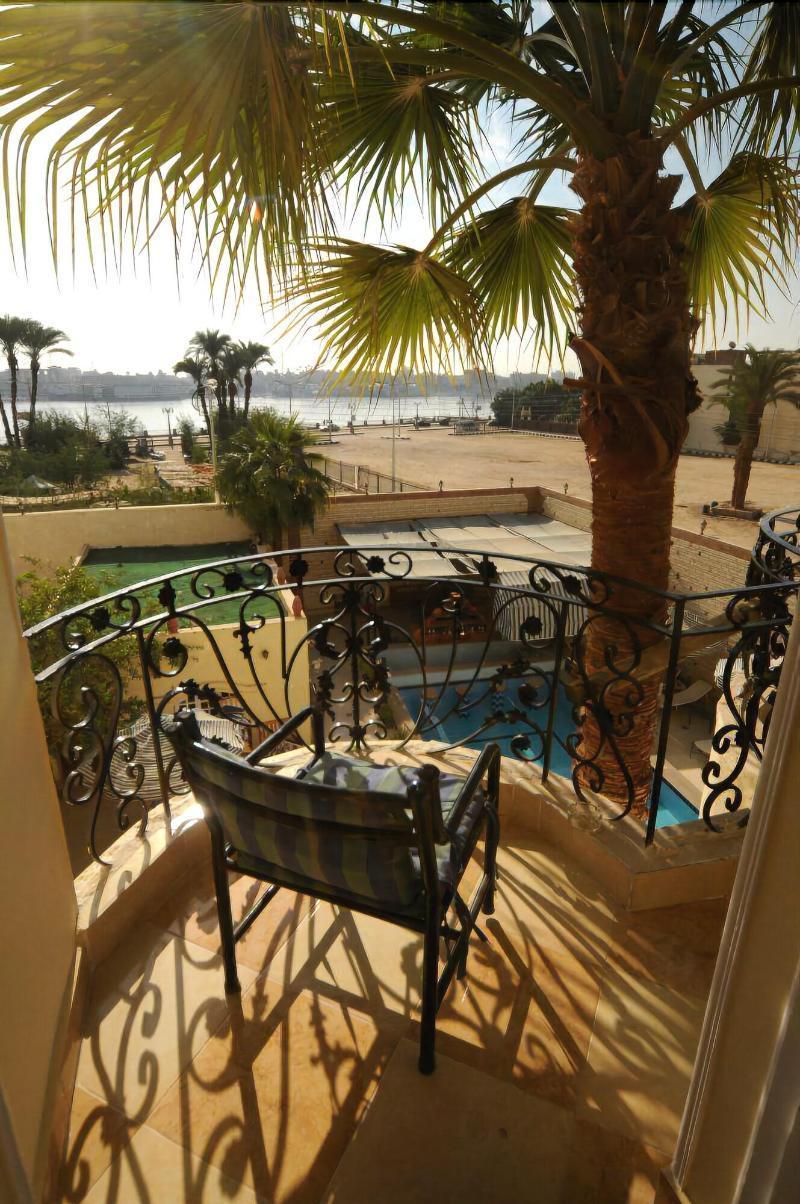 Nile Valley Hotel Luxor Exteriör bild