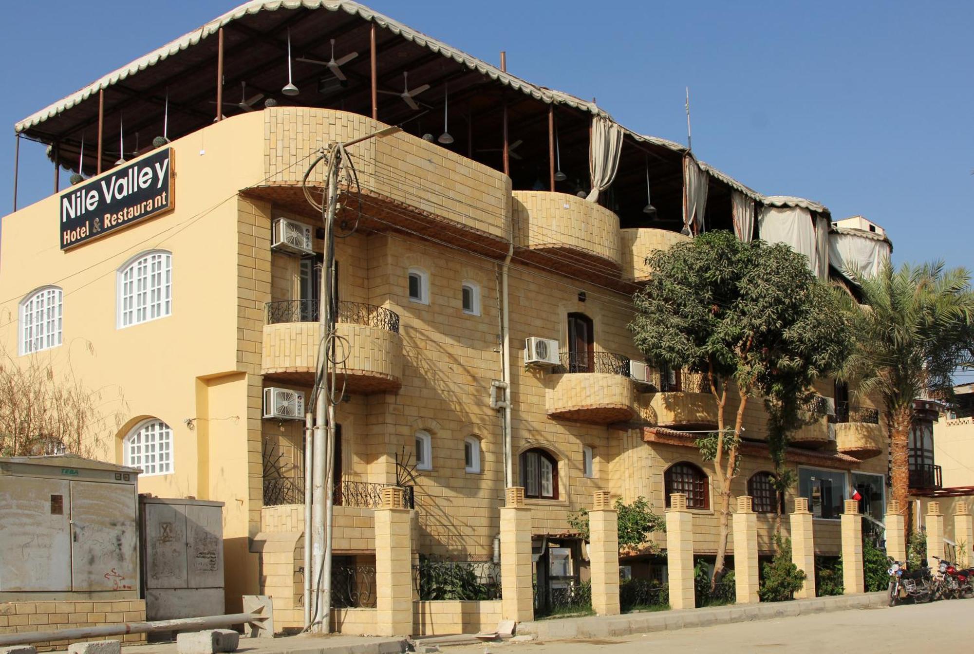 Nile Valley Hotel Luxor Exteriör bild