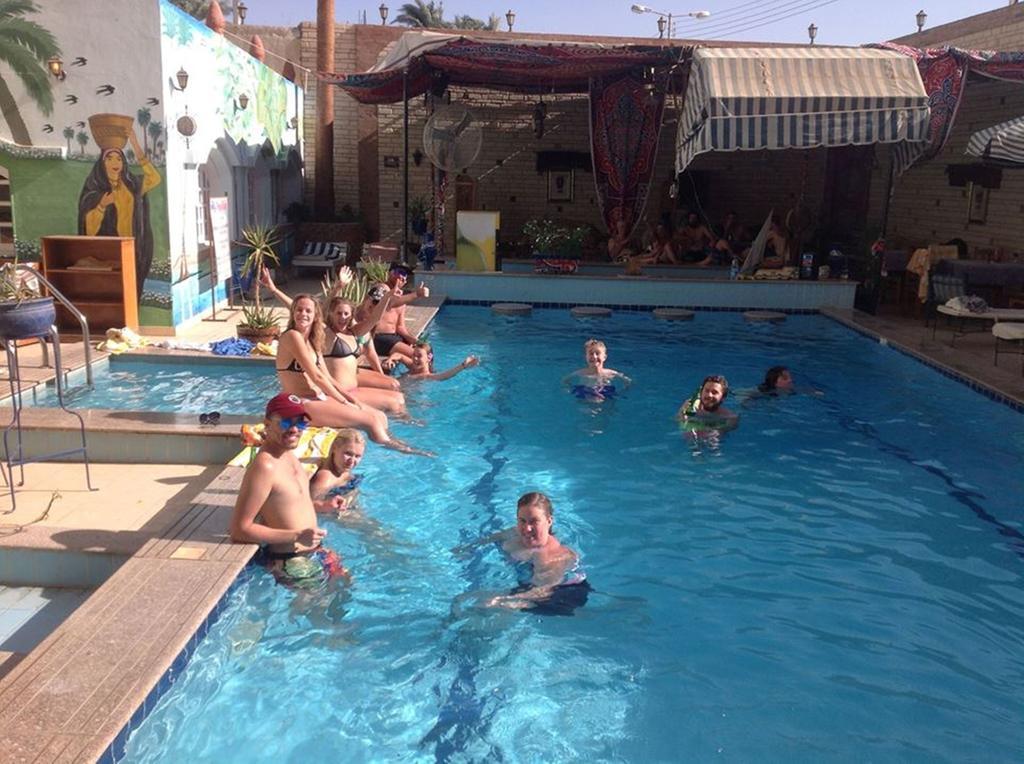 Nile Valley Hotel Luxor Exteriör bild